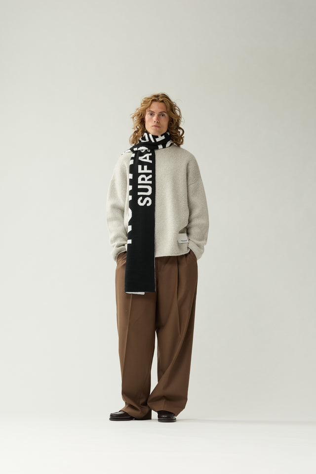 KNITTED STAMP CREWNECK