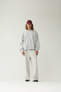 KNOCKED CREWNECK van New Amsterdam Surf Association in de kleur grijs — afbeelding 1 van 4