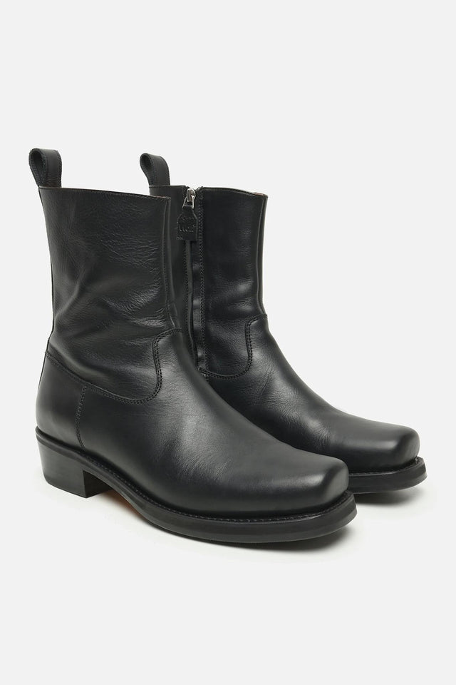 Barcelona Black