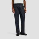 REGULAR PLEATED PANT van OLAF HUSSEIN in de kleur grijs — afbeelding 1 van 4