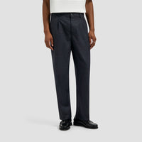 REGULAR PLEATED PANT van OLAF HUSSEIN in de kleur grijs — afbeelding 1 van 4