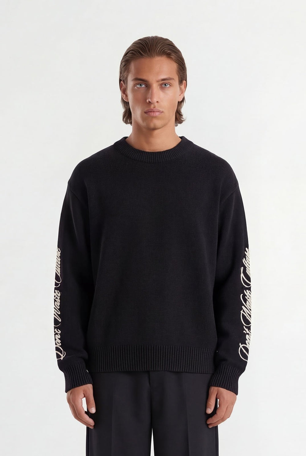 Ionora | Black - Black