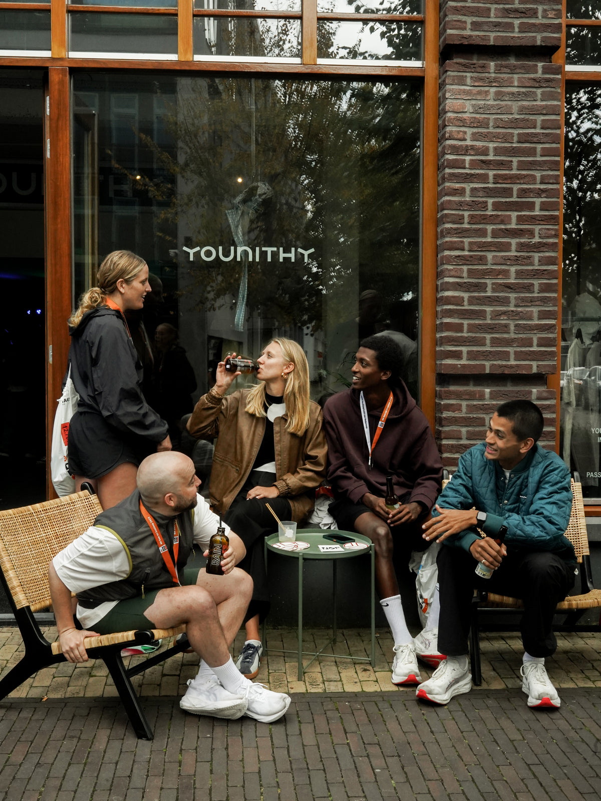 Younithy lookbook