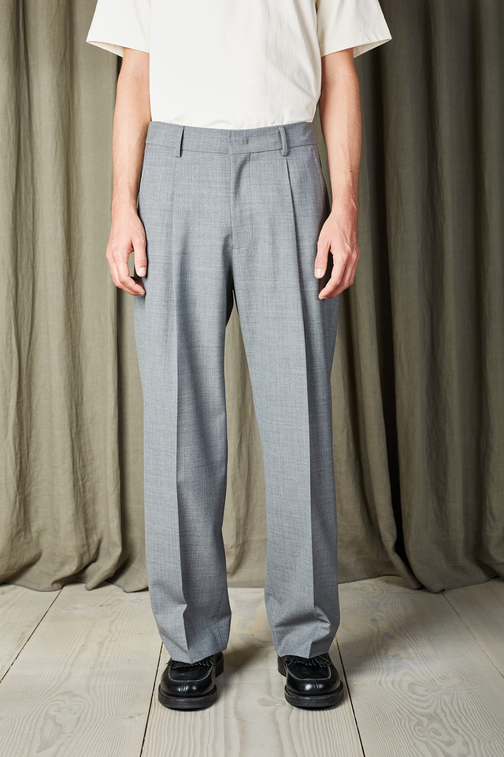 Kay 10037 - Dark Grey Stripe