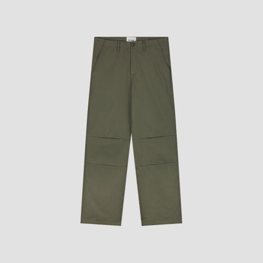M220401 - Dark Olive